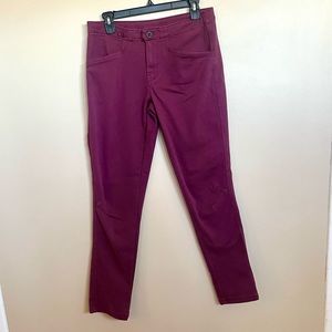 PATAGONIA escala rock climbing pants sz 8 outdoors athleisure maroon pockets